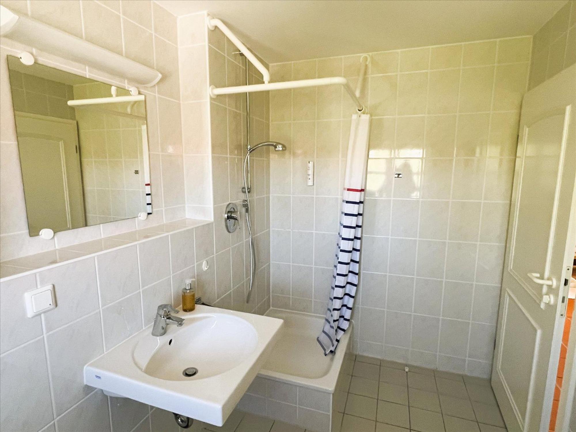 Feriendorf Rugana - Klassik Appartement Mit 1 Schlafzimmer D44 Дранске Екстер'єр фото